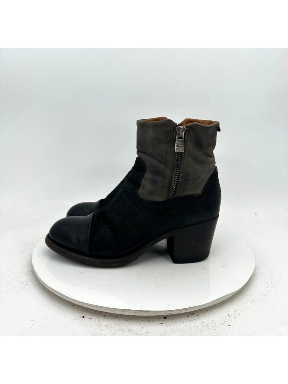 Pantanetti Women Size EU 37.5 US 7 Black Grey Leather Side Zip Ankle Boot